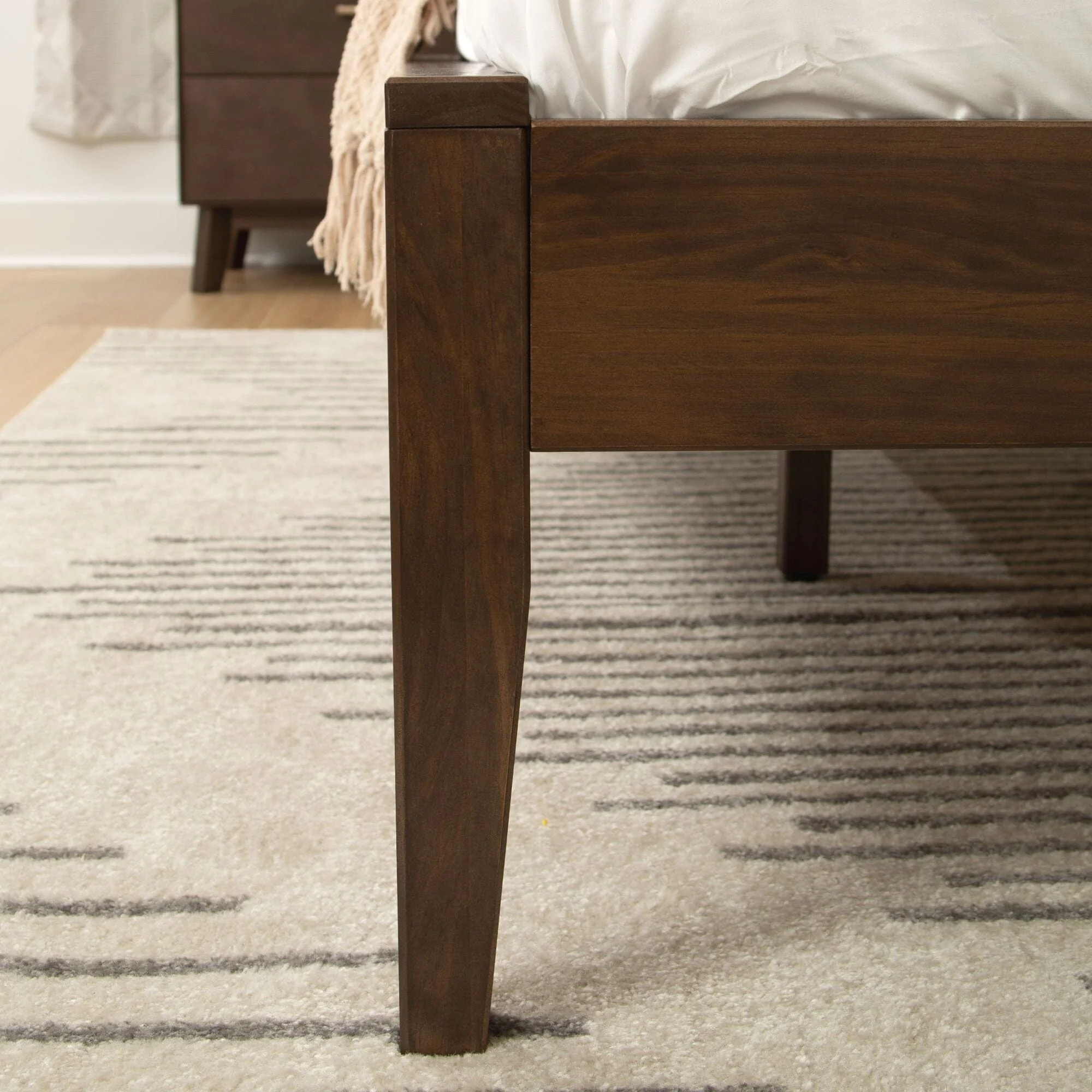 Haven Bed - Queen - Image 12