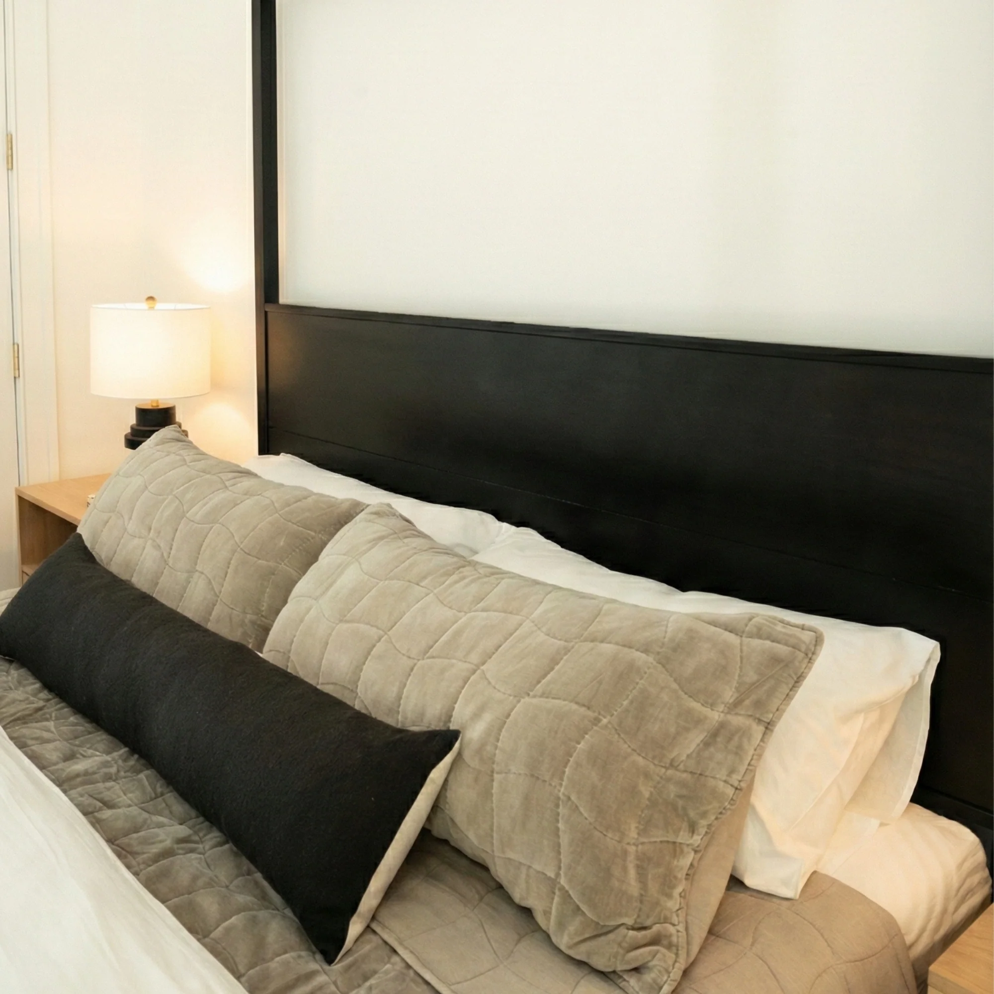 Haven Canopy Bed - King - Image 17