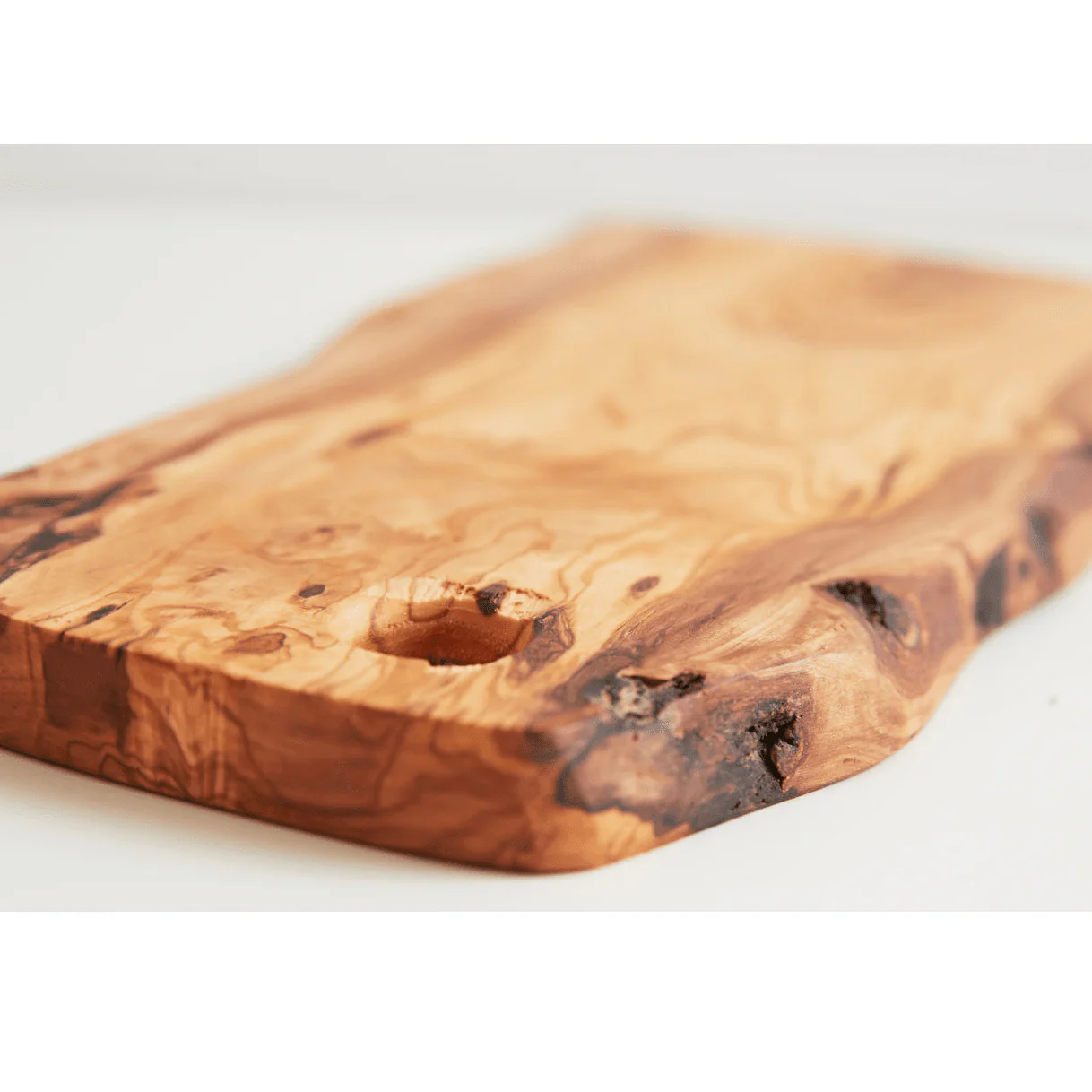 Italian Olivewood Charcuterie Board - with Hole by Verve Culture - Image 3