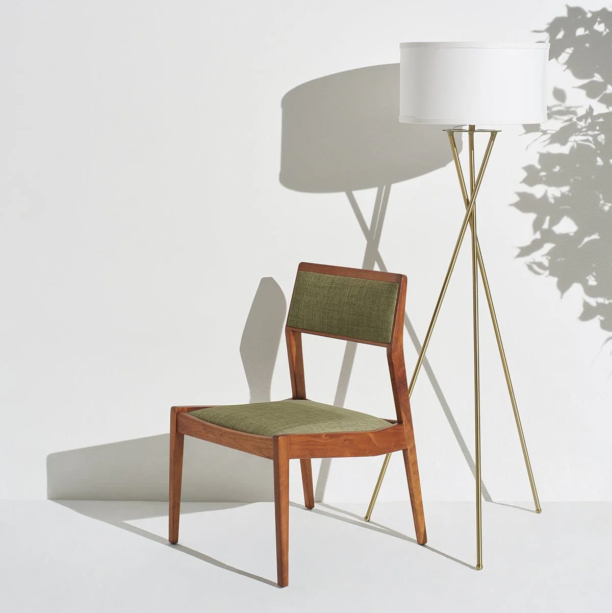 Jaxon Floor Lamp by Brightech - Image 4