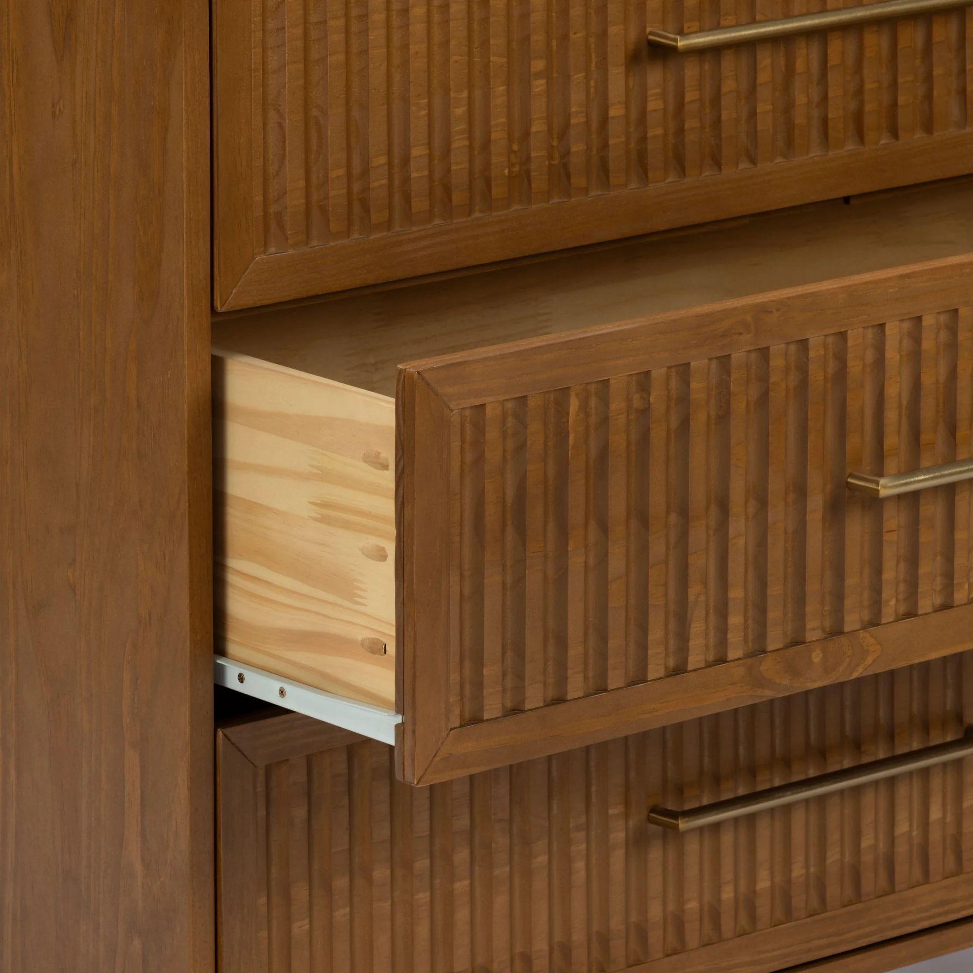 Sera 3-Drawer Dresser - Image 5